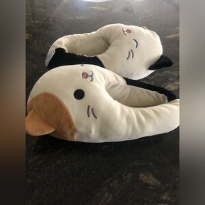 Squishmellow Slippers Sz 8-9